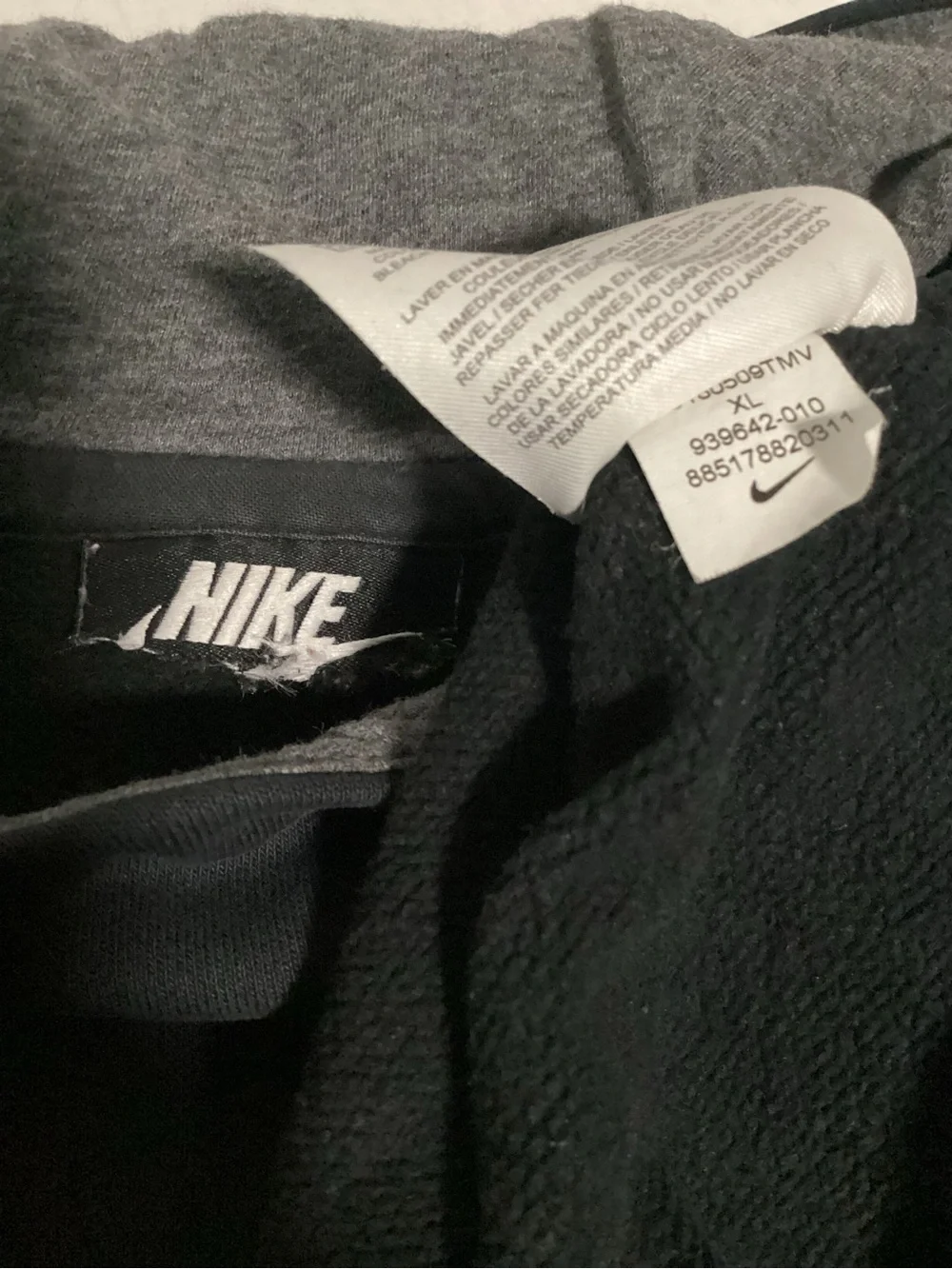 Nike crewneck sweater